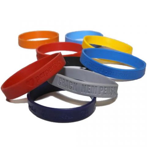 Brindes pulseiras emborrachadas personalizadas.