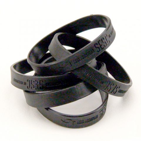 Brindes pulseiras emborrachadas personalizadas.