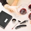 Brindes acessórios para vinho com caixa em papelão rígido preto 5pçs personalizados.