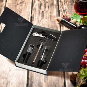 Brindes acessórios para Vinho Com Estojo Em Papelão Rígido Preto 5pçs Personalizados.