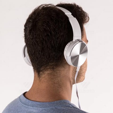 Brindes Fones de Ouvido com Estojos Personalizados.