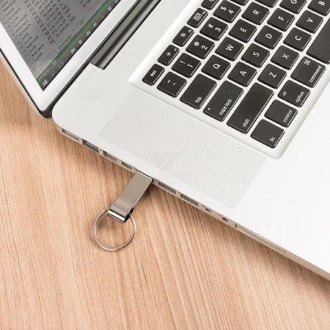 Brindes Pen Drives Metal Style Personalizados.