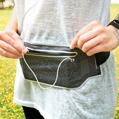 Brindes Pochetes Esportivas Antifurto Personalizadas - Veg Brindes Curitiba.