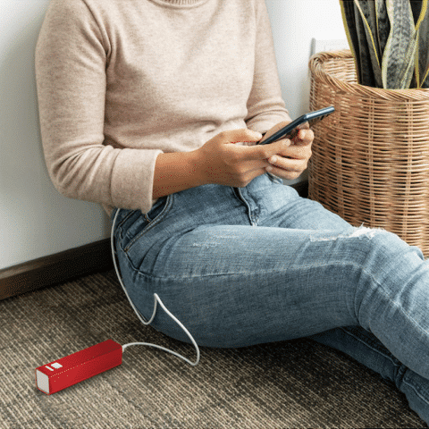 Brinde Power Bank Metal 1.800mAh Personalizado - Veg Brindes CuritibaBrinde Power Bank Metal 1.800mAh Personalizado - Veg Brindes Curitiba.